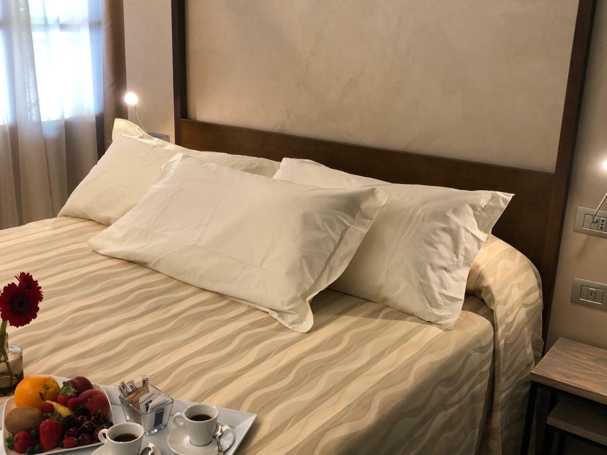 Il Feudo Di Agnadello Hotel Bagian luar foto
